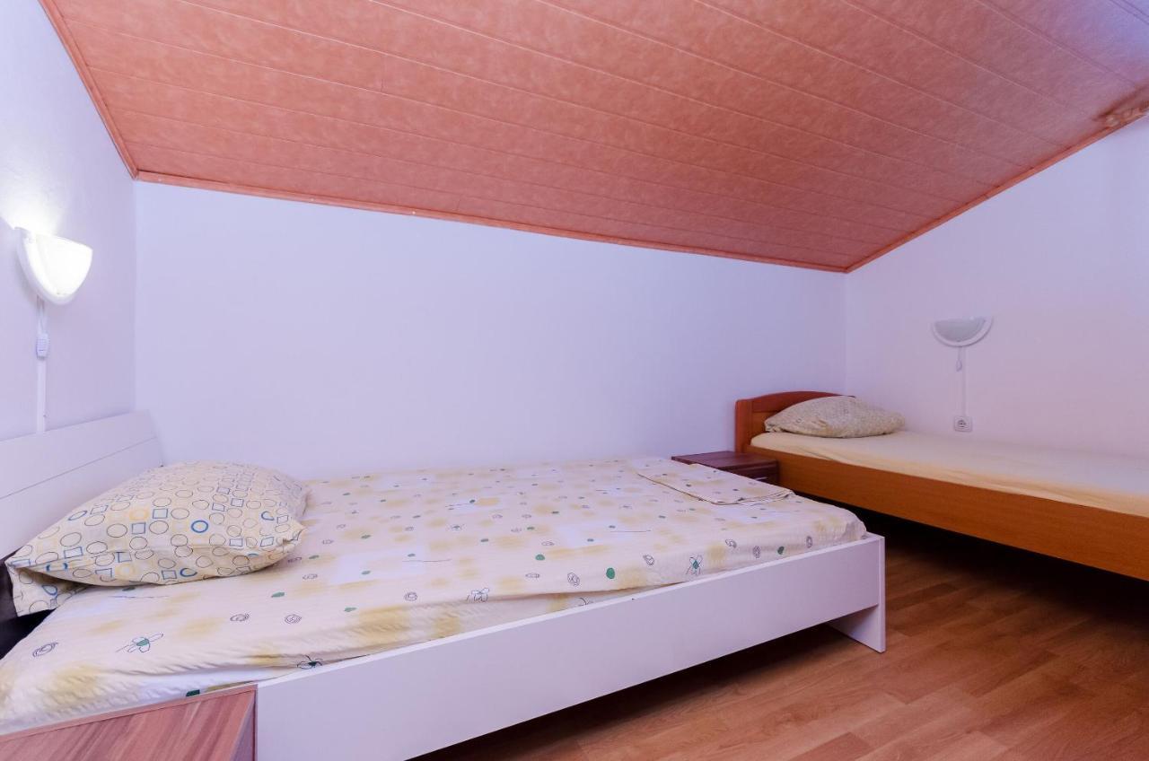 Apartments Albina Lopar Buitenkant foto