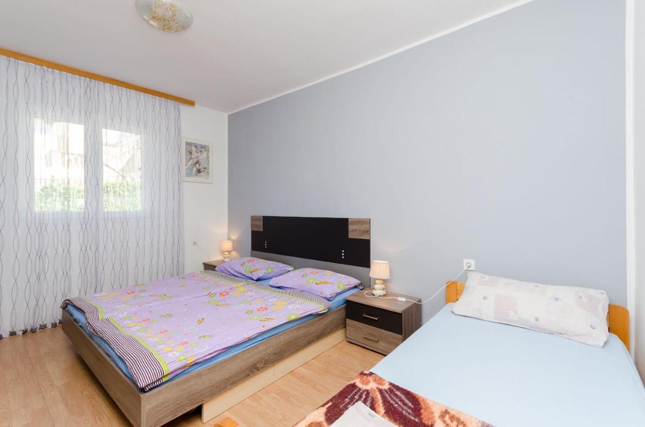 Apartments Albina Lopar Buitenkant foto
